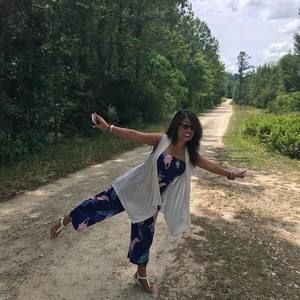 Meet your Posher, Nora